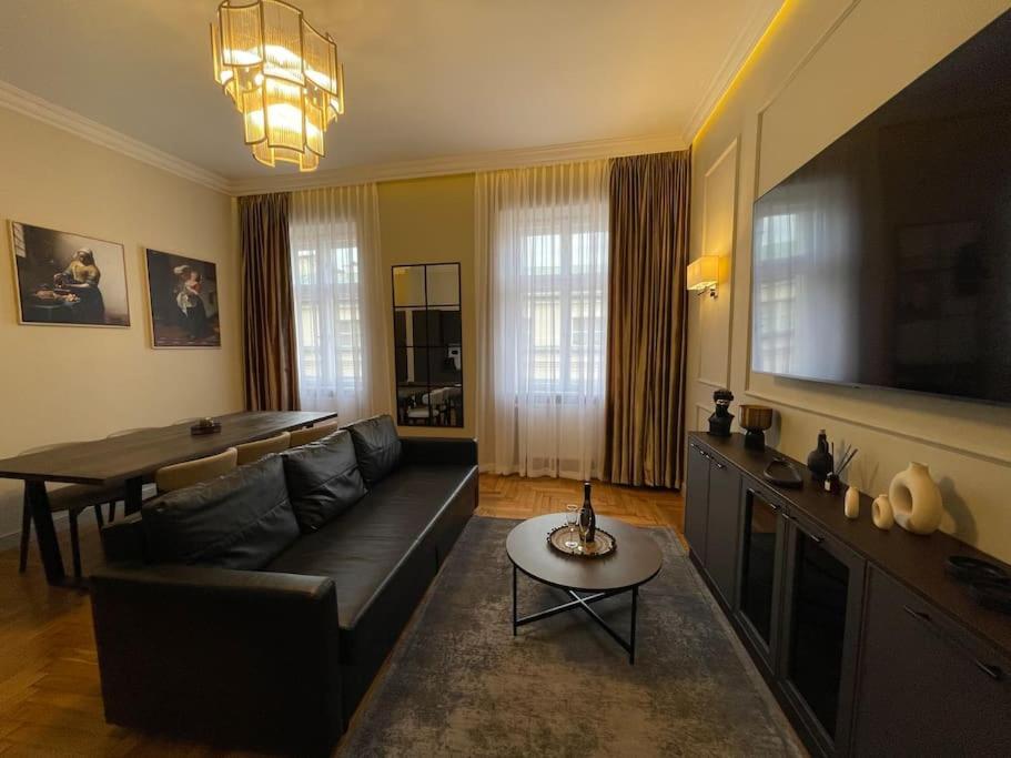 Crown Pearl - Wonderful Apartment, 110scm, 4 Krakow