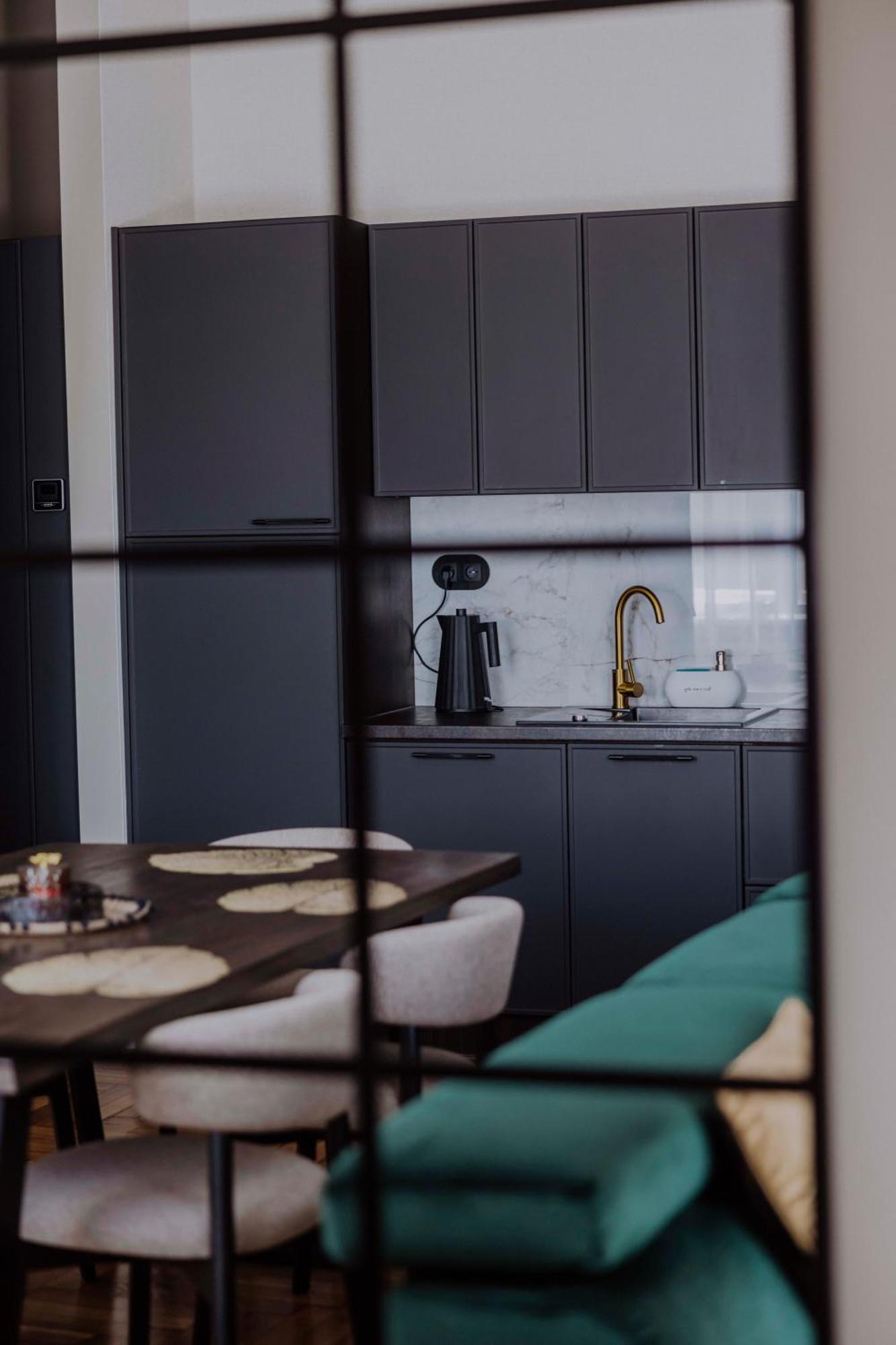 Crown Pearl - Wonderful Apartment, 110scm, 4 * Kraków