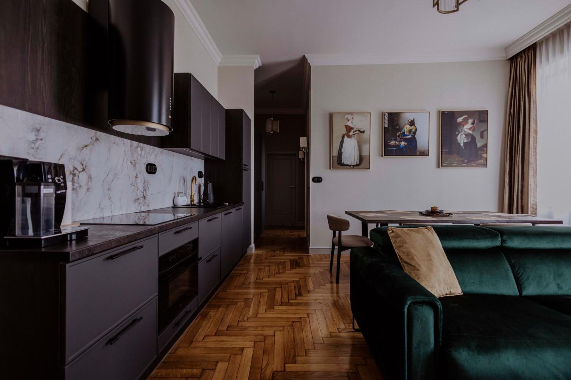Crown Pearl - Wonderful Apartment, 110scm, 4 Apartament Kraków