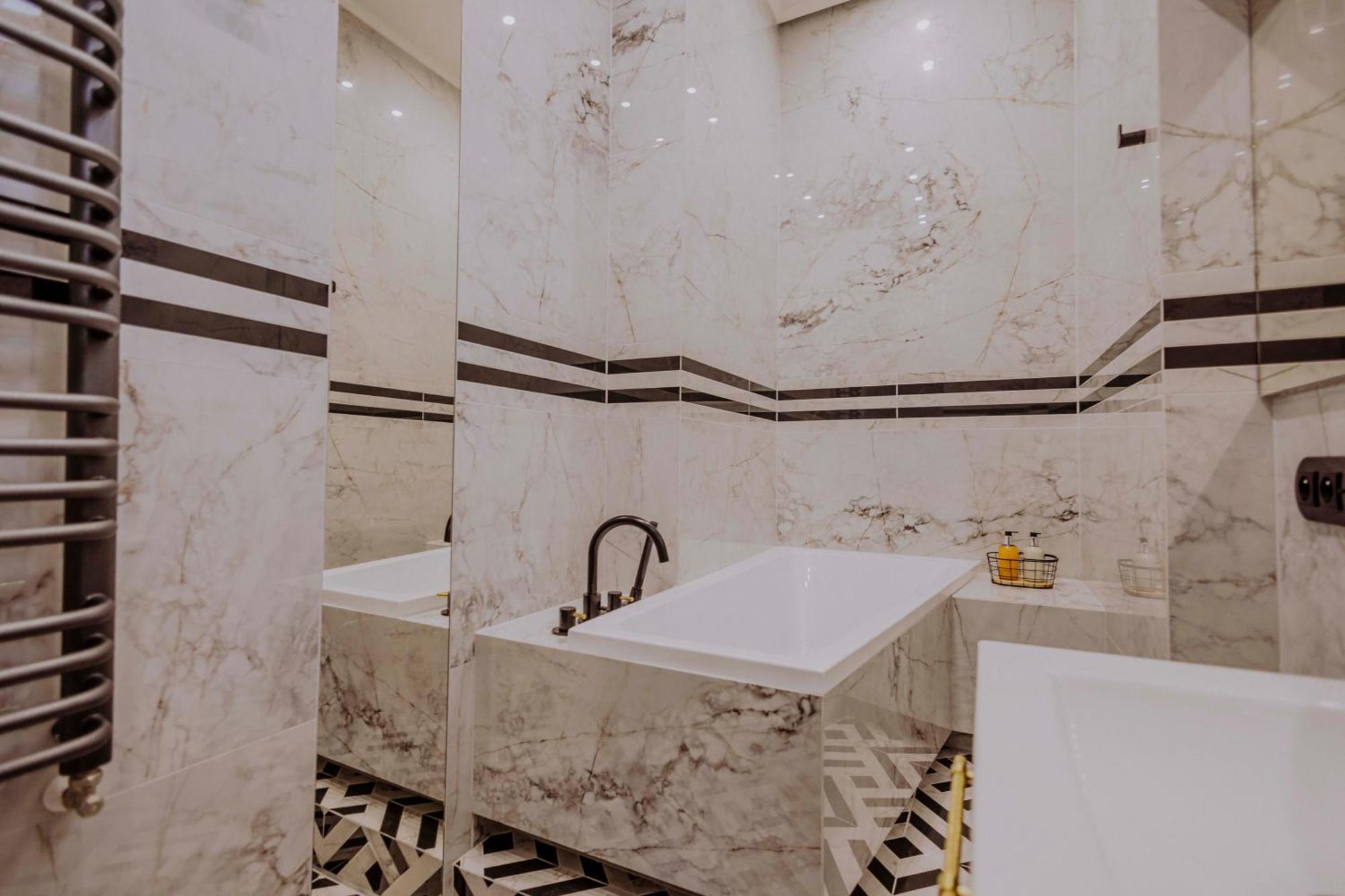 Crown Pearl - Wonderful Apartment, 110scm, 4 * Krakow