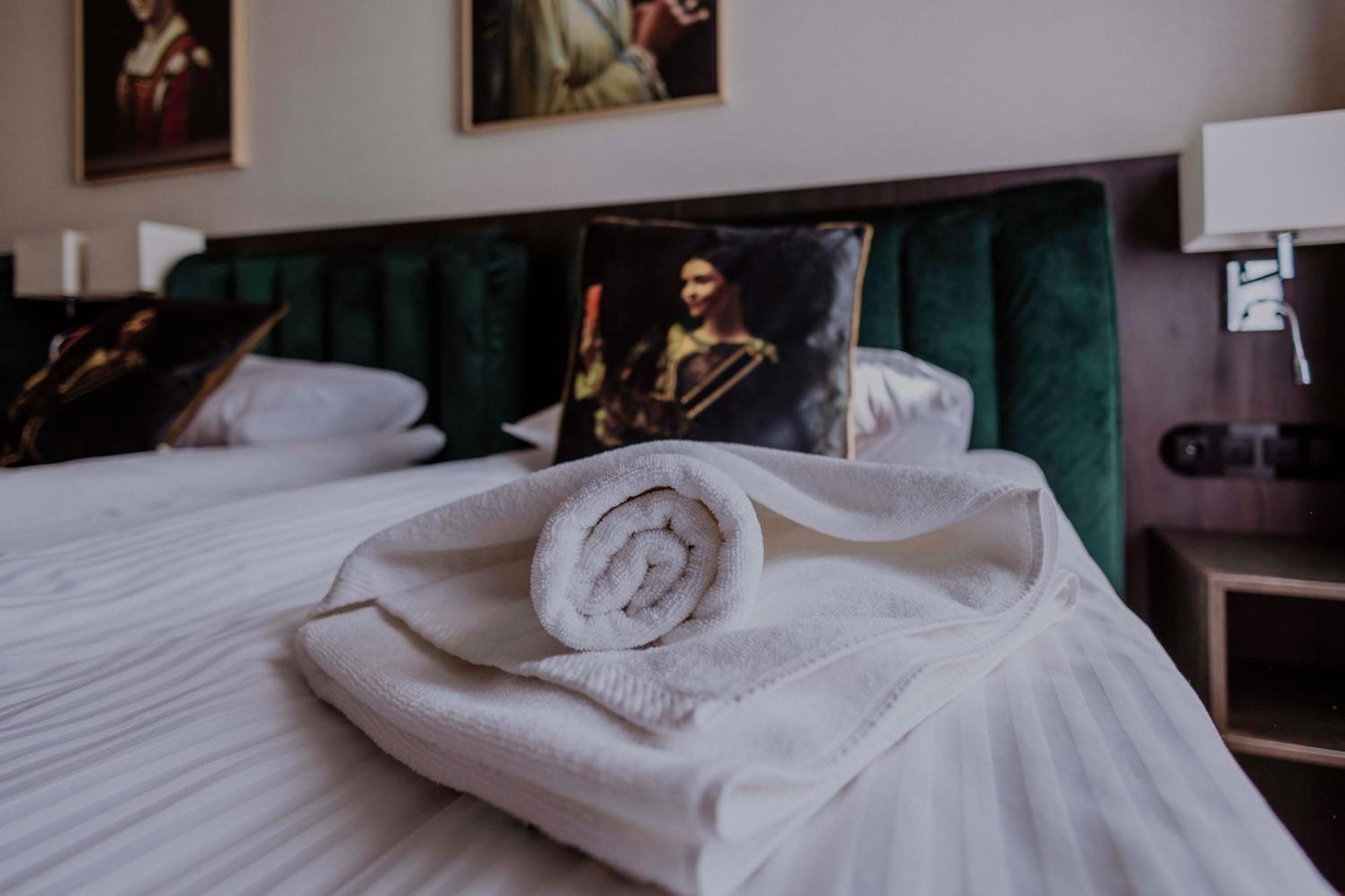 Crown Pearl - Wonderful Apartment, 110scm, 4 Appartamento Cracovia
